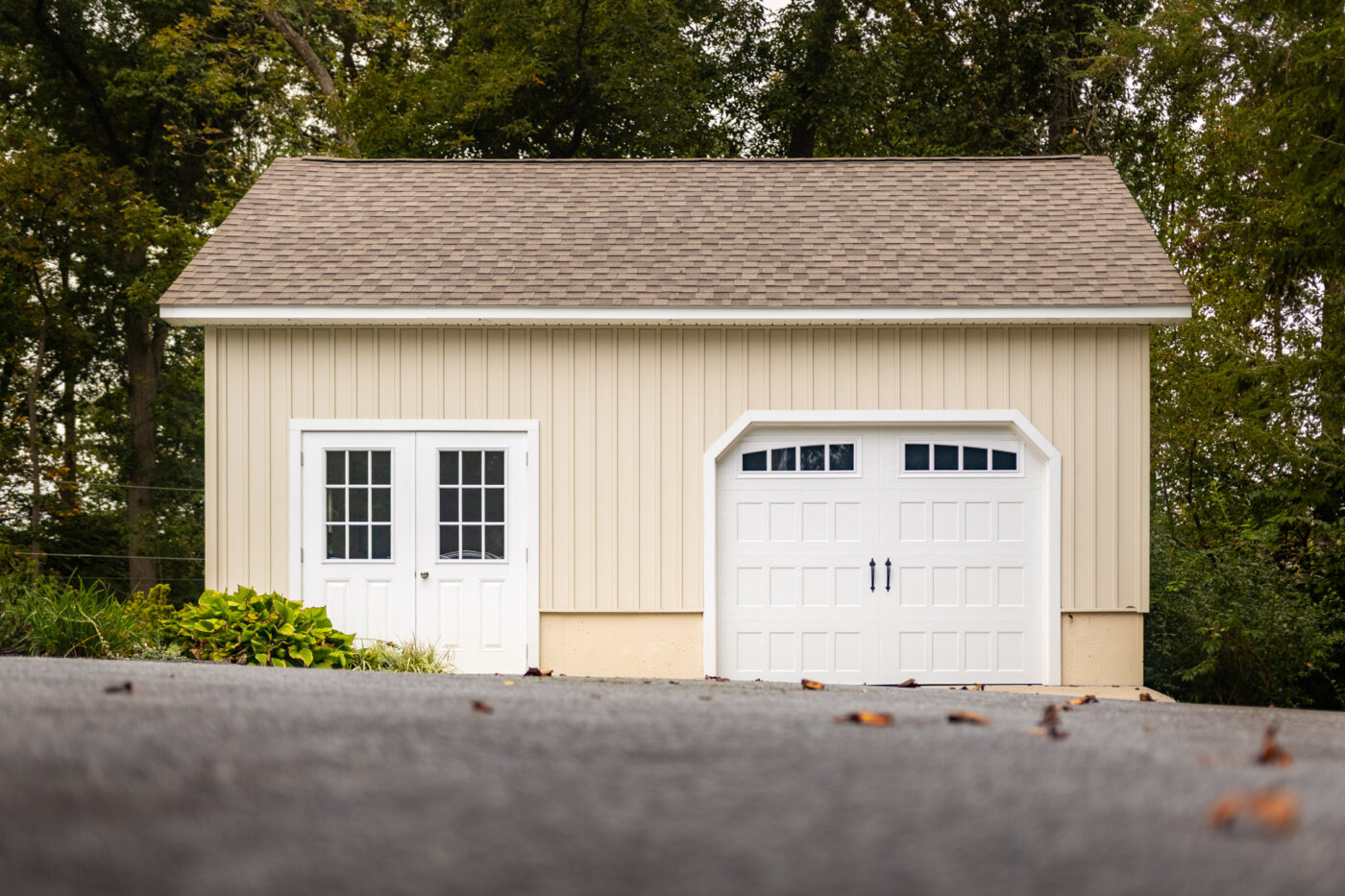 tan single-car garage for sale in Delaware