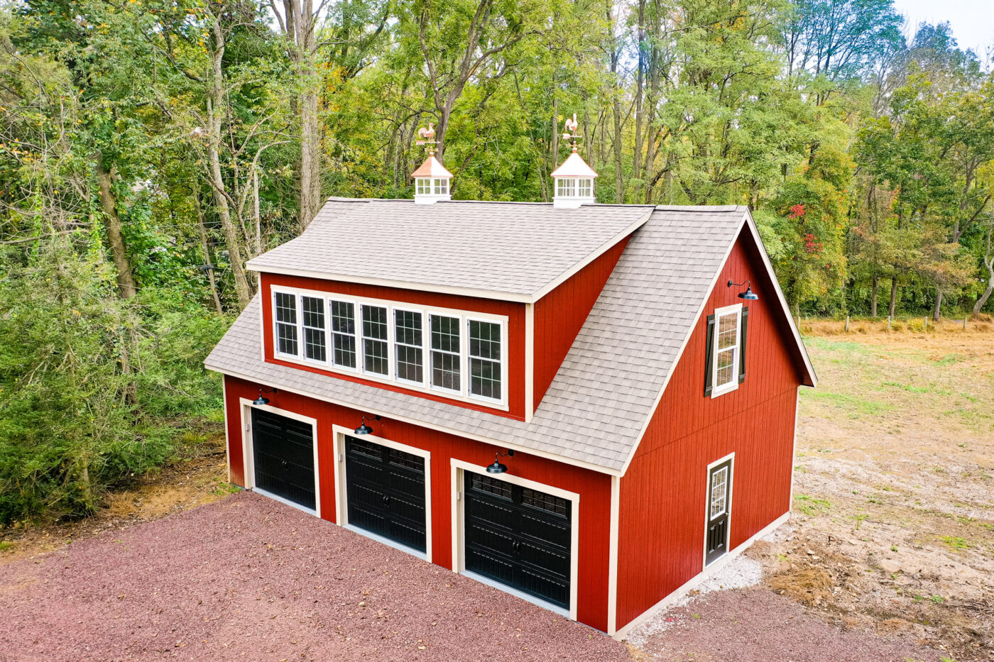 red three-car garage for sale in Delaware