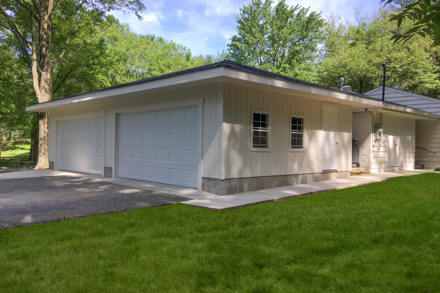 2-car garage for sale in Columbia, SC