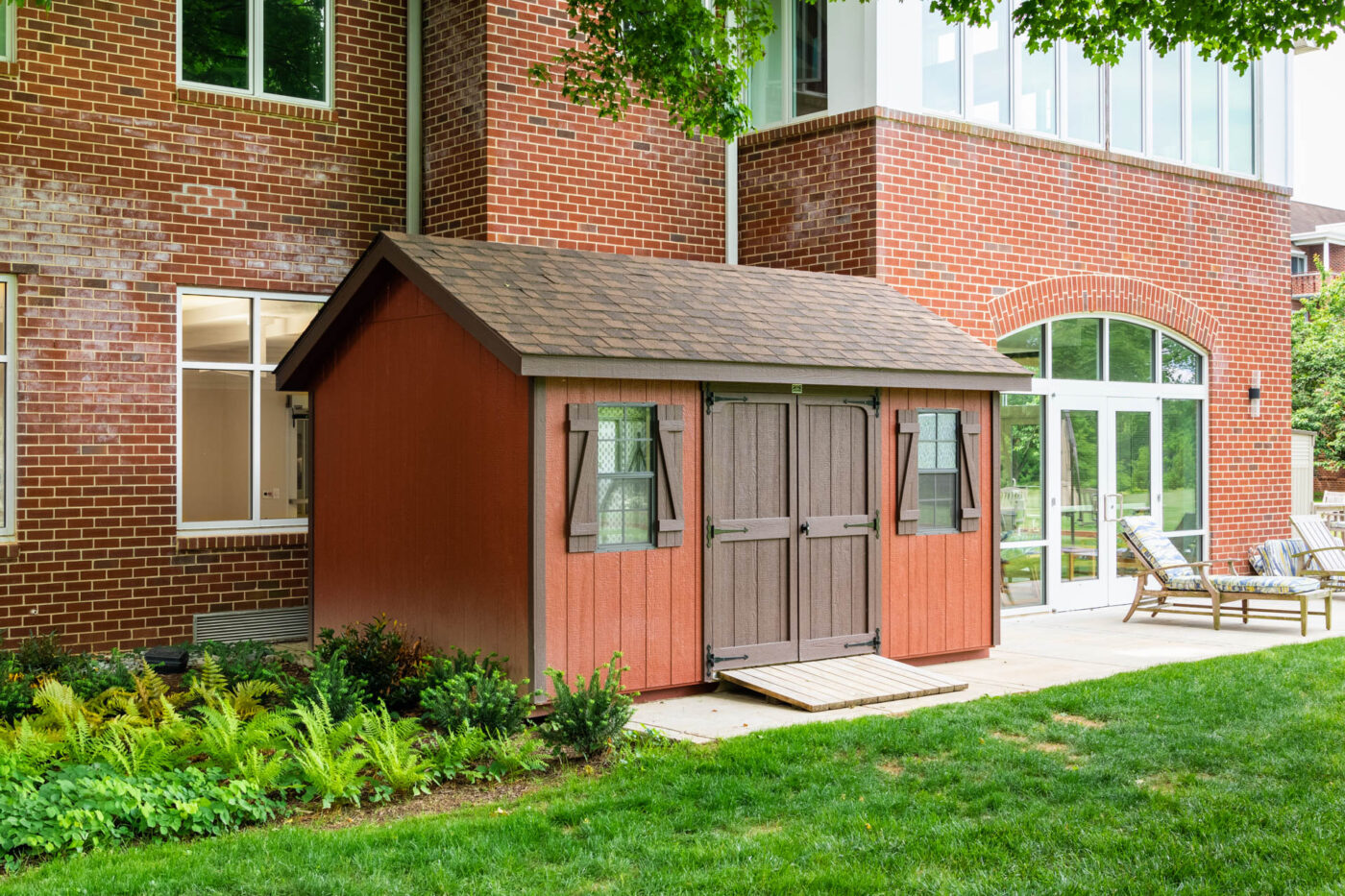red workshop shed for sale in Hartford, CT