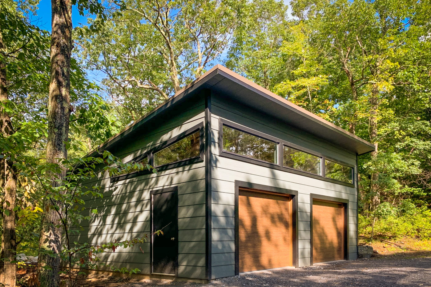 A modern garage for sale from Sheds Unlimited