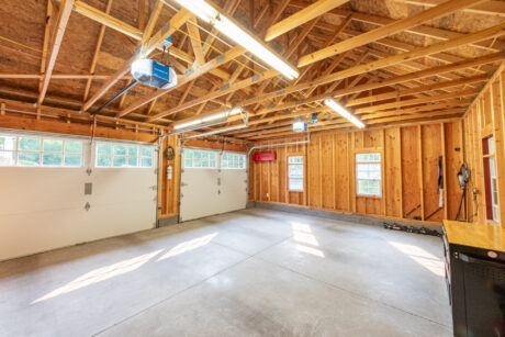 20x24 2-car Workshop Garage in Palmyra, VA
