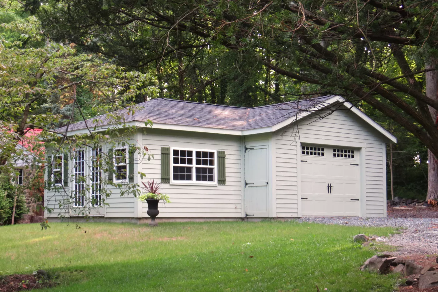 one car garage with office space