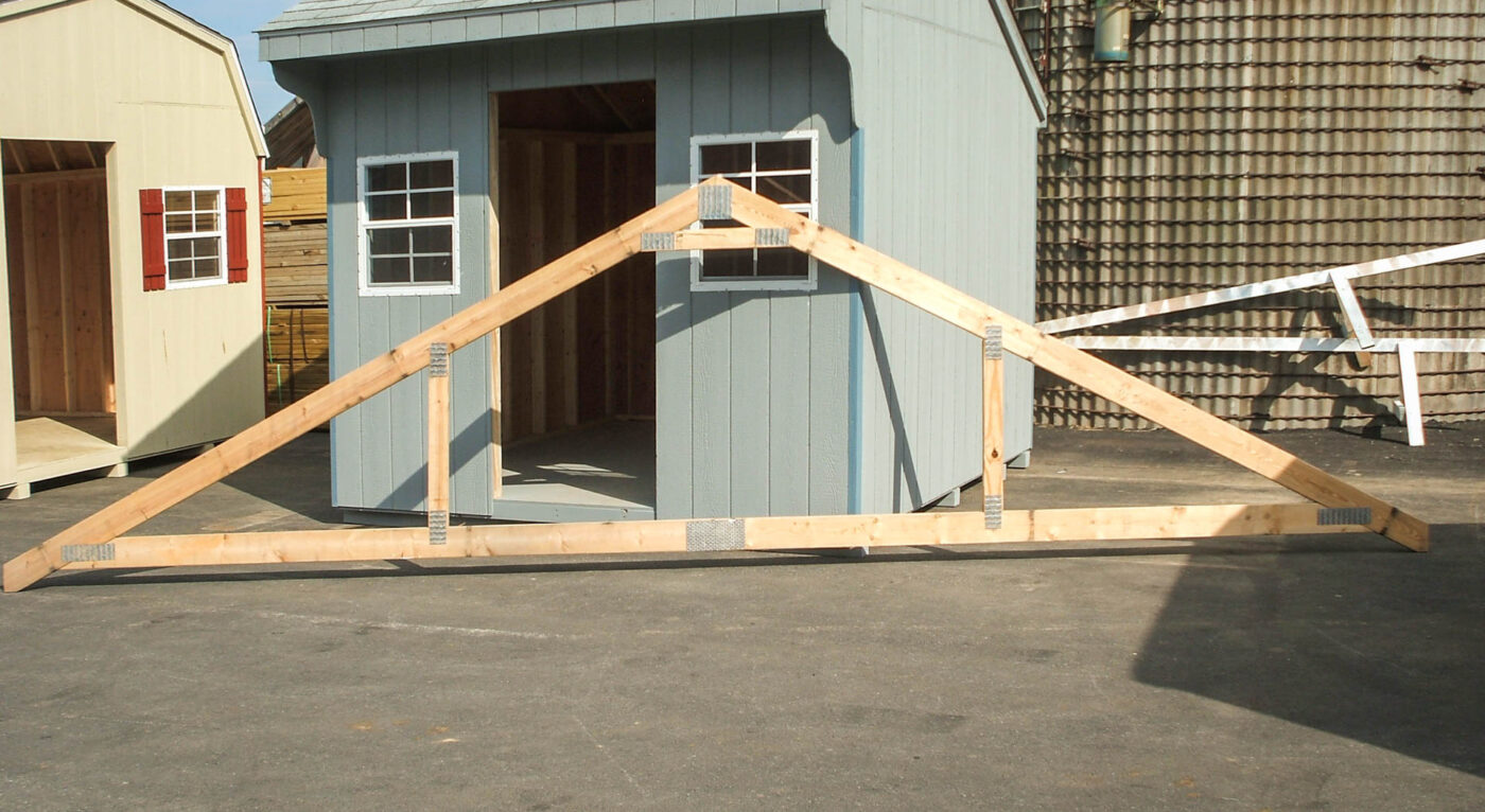  A workshop garage attic trusses.